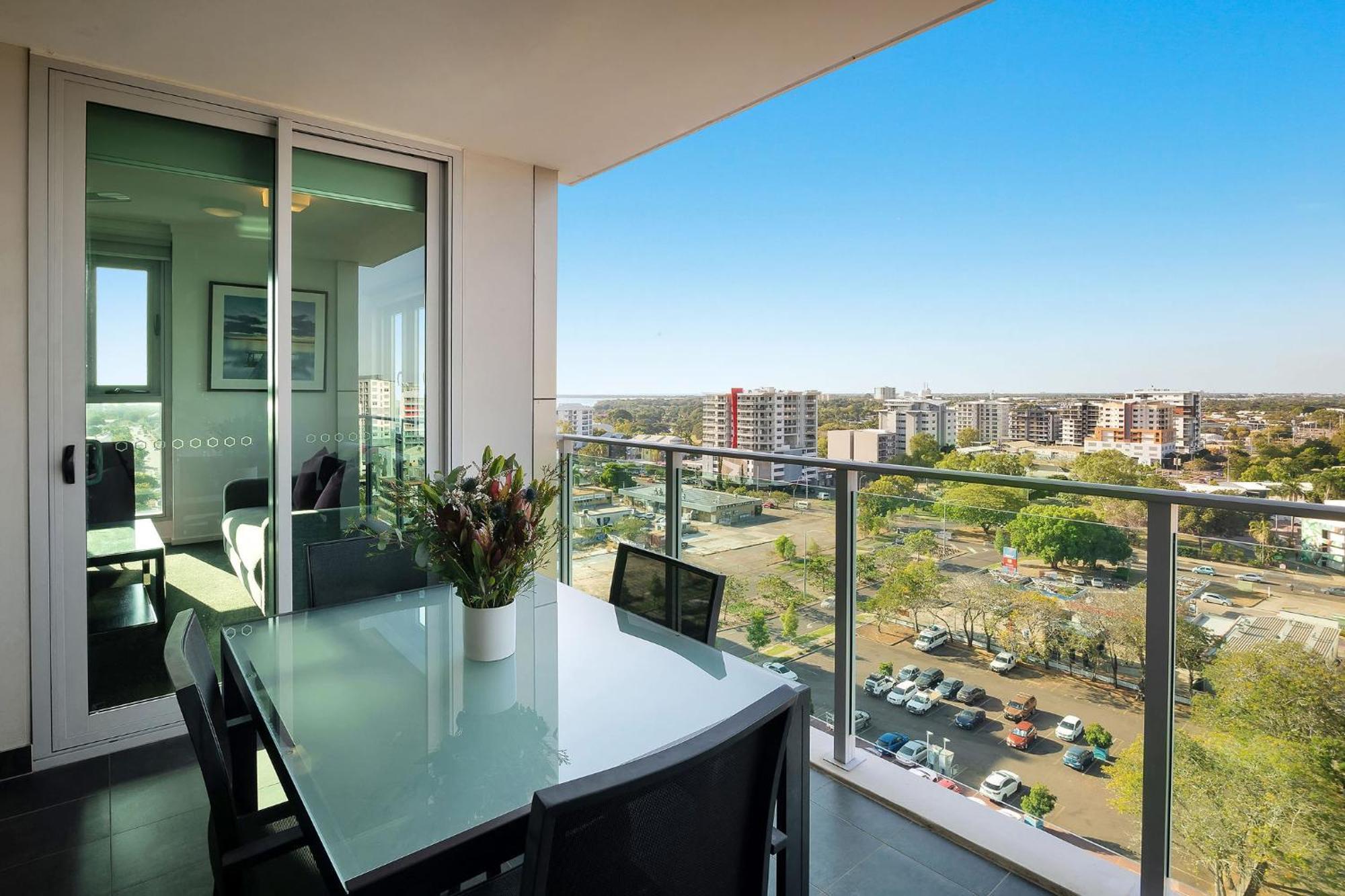H On Mitchell Apartment Hotel Дарвін Екстер'єр фото