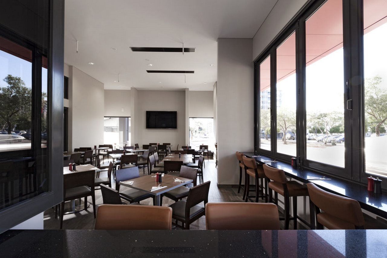 H On Mitchell Apartment Hotel Дарвін Екстер'єр фото